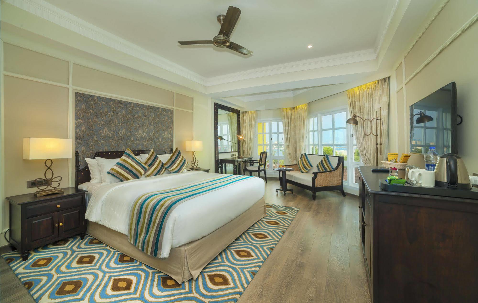 Fragrant Nature - A Five Star Classified 5* Kochi